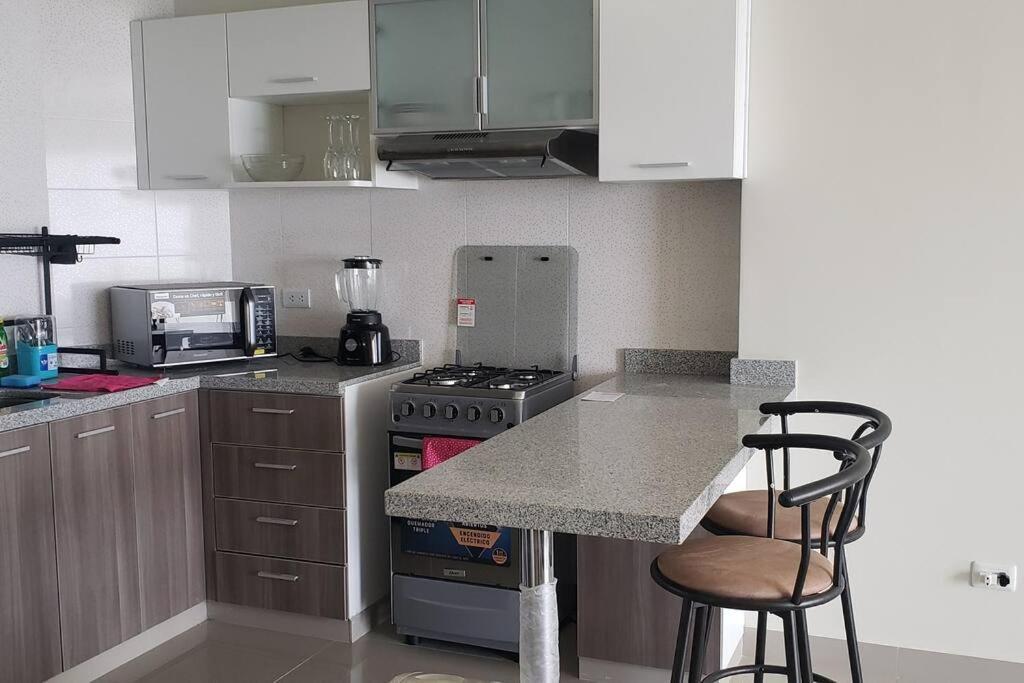 Apartamento De Estreno Con Balcon Frente Al Mar. Lima Exterior foto